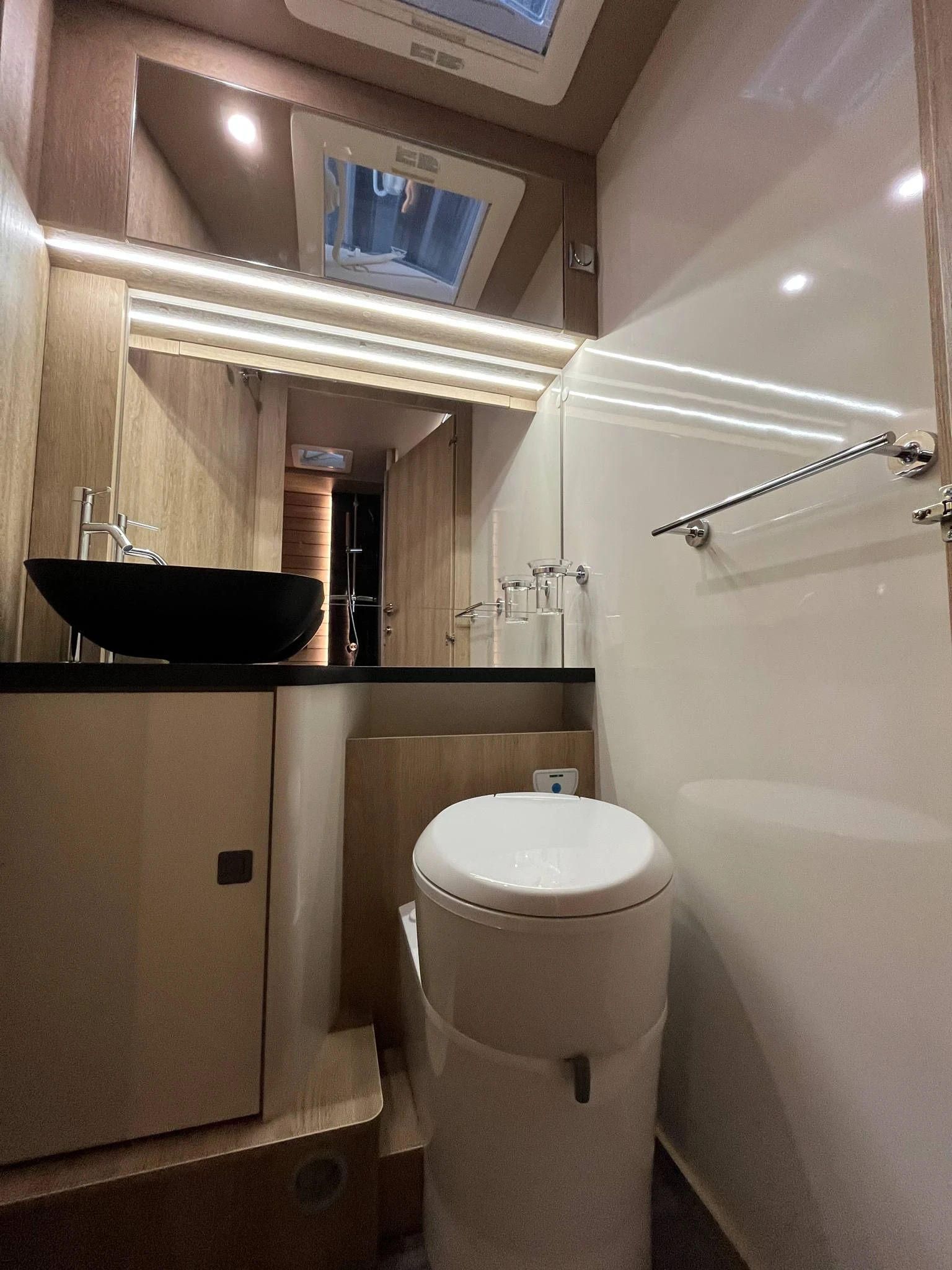 ������ Mobilvetta KEA P86  | Mobile.bg � ����������� 5