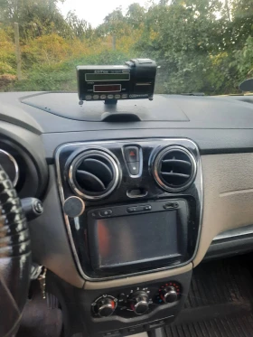 Dacia Lodgy 1.6 i - 5200 € - 71075762 8