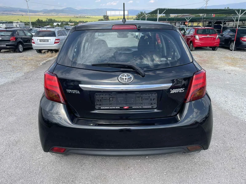 Toyota Yaris 1.4 D4D, снимка 5 - Автомобили и джипове - 47236765