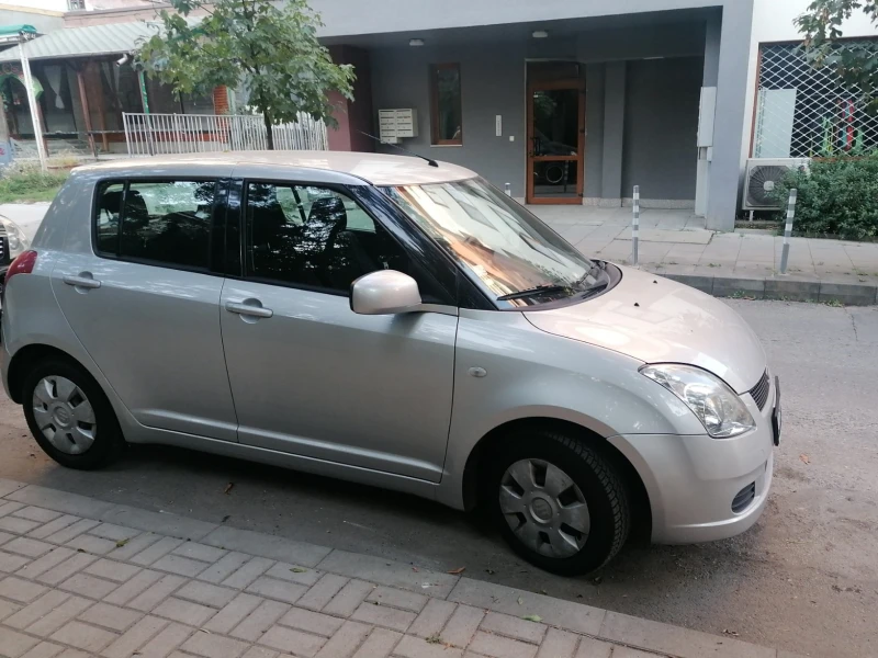 Suzuki Swift, снимка 4 - Автомобили и джипове - 47297388