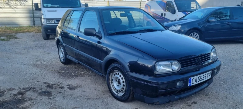 VW Golf 1.6 101, снимка 1 - Автомобили и джипове - 47666543