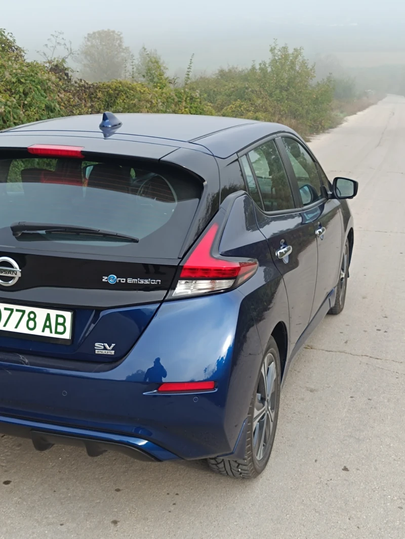 Nissan Leaf , снимка 9 - Автомобили и джипове - 48217113