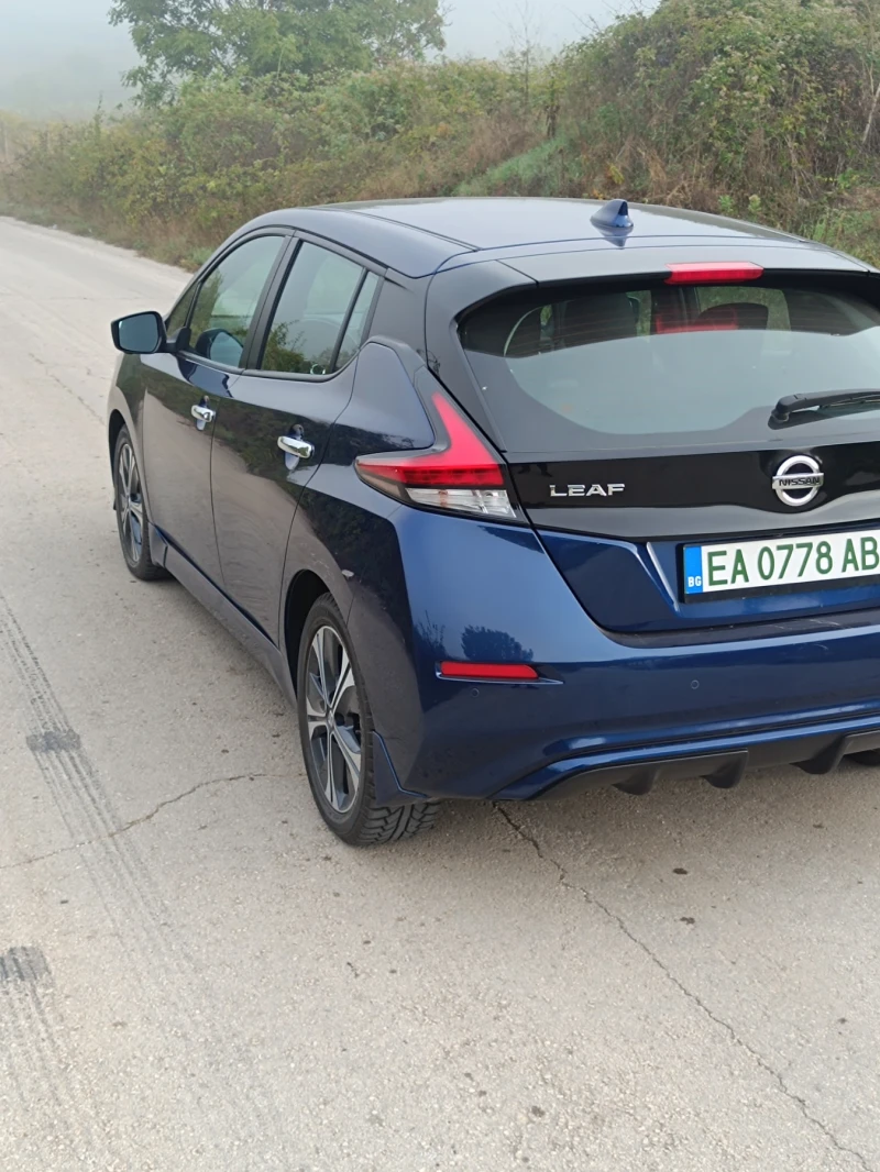 Nissan Leaf , снимка 6 - Автомобили и джипове - 48217113