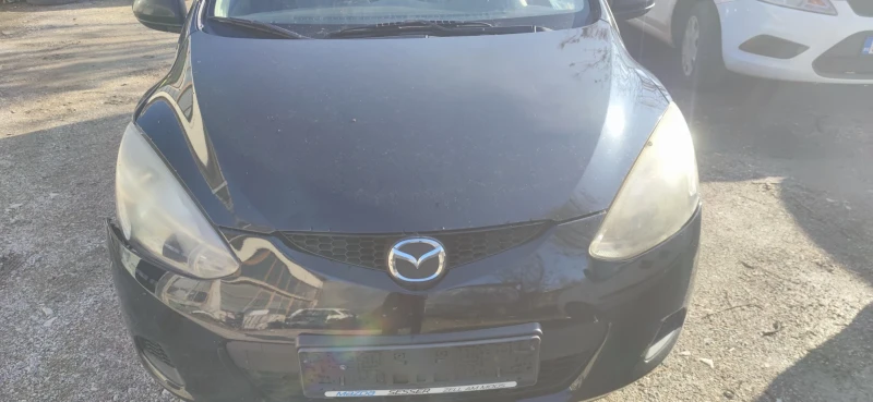 Mazda 2 1.3, снимка 7 - Автомобили и джипове - 48325276