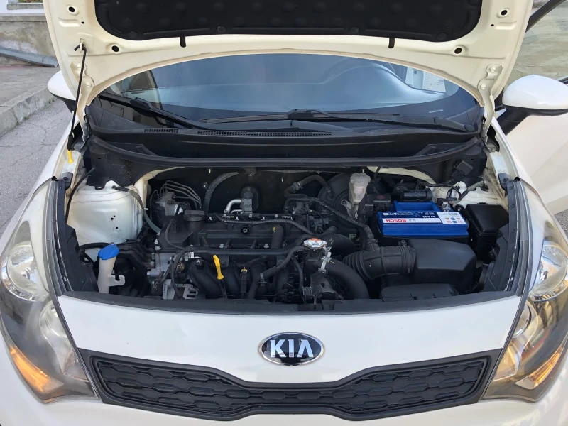 Kia Rio 1.2i 86k.c НАВИ, снимка 13 - Автомобили и джипове - 48417960