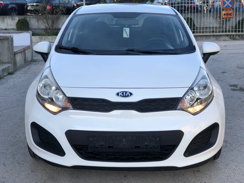 Kia Rio 1.2i 86k.c НАВИ, снимка 2 - Автомобили и джипове - 48417960