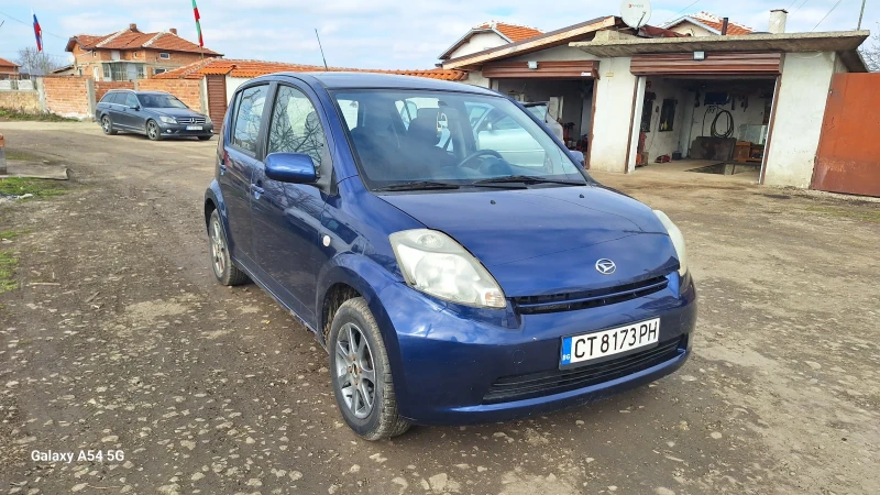 Daihatsu Sirion, снимка 2 - Автомобили и джипове - 49368247