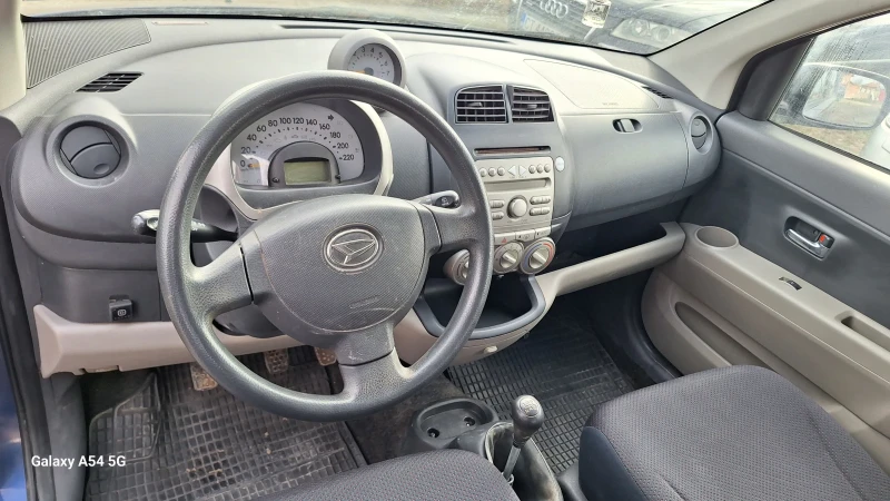 Daihatsu Sirion, снимка 8 - Автомобили и джипове - 49368247