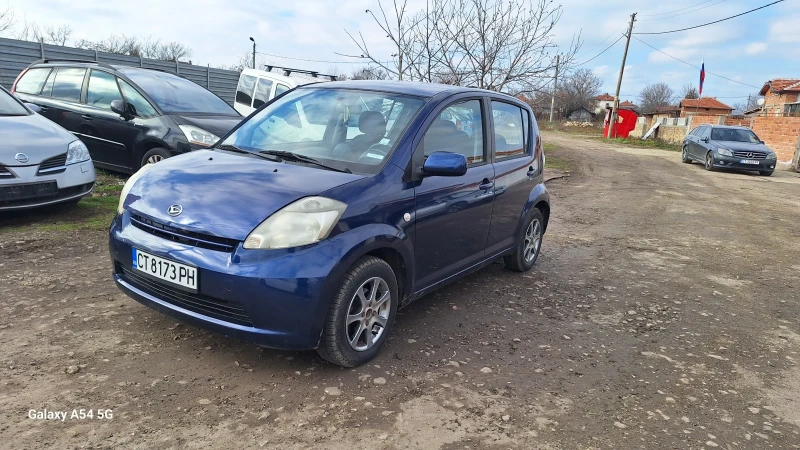 Daihatsu Sirion, снимка 1 - Автомобили и джипове - 49368247