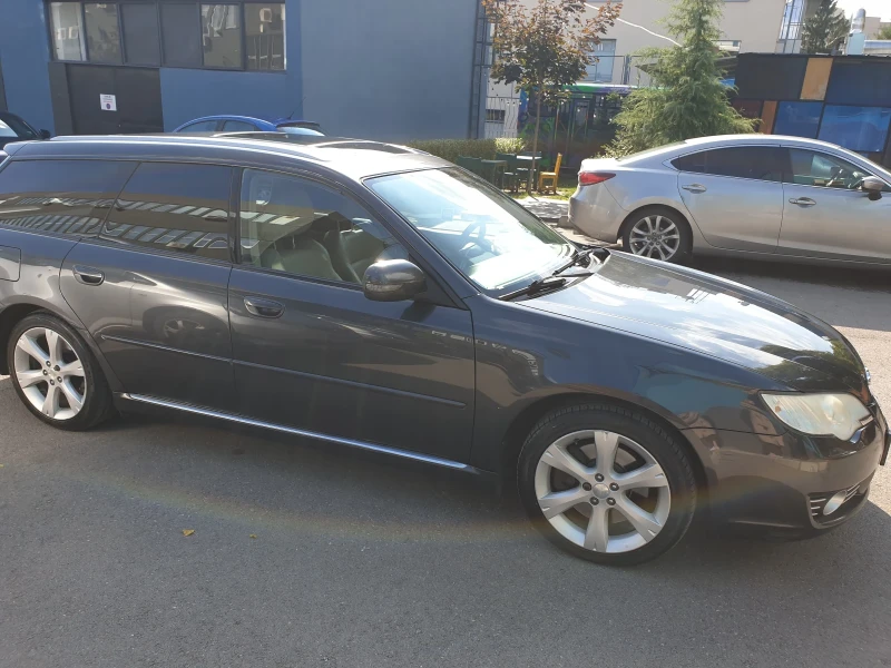 Subaru Legacy H6 3.0, снимка 4 - Автомобили и джипове - 48889445