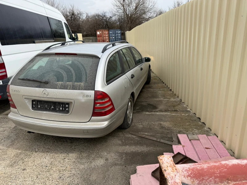 Mercedes-Benz C 200 Diesel, снимка 11 - Автомобили и джипове - 49470059