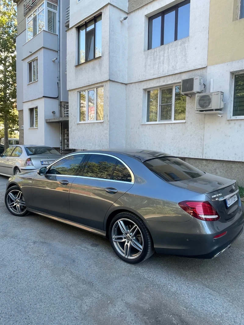 Mercedes-Benz E 220 220CDI 4MATIK, снимка 2 - Автомобили и джипове - 52518173