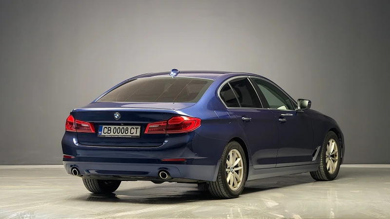 BMW 520 d/xDrive/M Sport/Head-Up/Led/Display Key, снимка 6 - Автомобили и джипове - 52655423