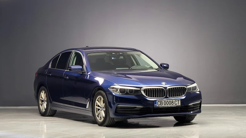 BMW 520 d/xDrive/M Sport/Head-Up/Led/Display Key, снимка 8 - Автомобили и джипове - 52655423