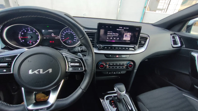 Kia Pro ceed GT Line , снимка 9 - Автомобили и джипове - 52138723