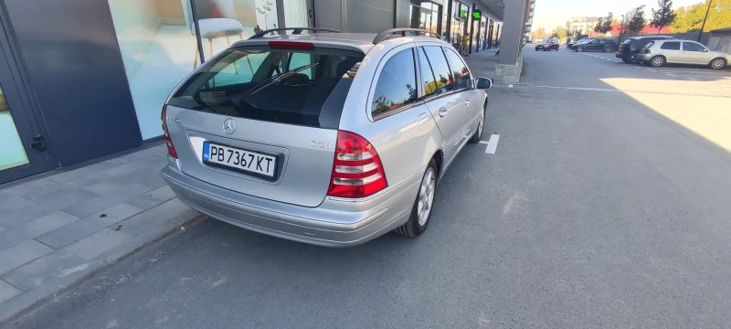 Mercedes-Benz C 270, снимка 3 - Автомобили и джипове - 52389041