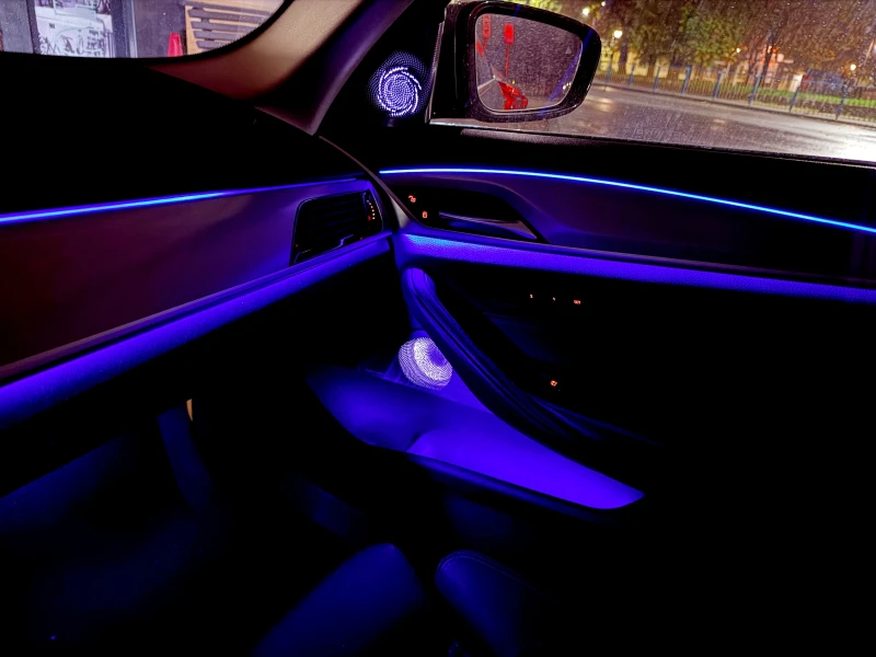 BMW 530 D LUXURY LINE/ADAPTIVE LED/BOWERS&WILKINS, снимка 12 - Автомобили и джипове - 52578808