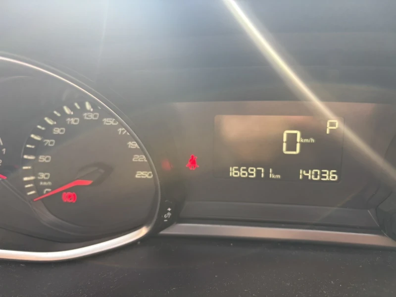 Peugeot 308 Автоматик Дизел, снимка 5 - Автомобили и джипове - 52603520