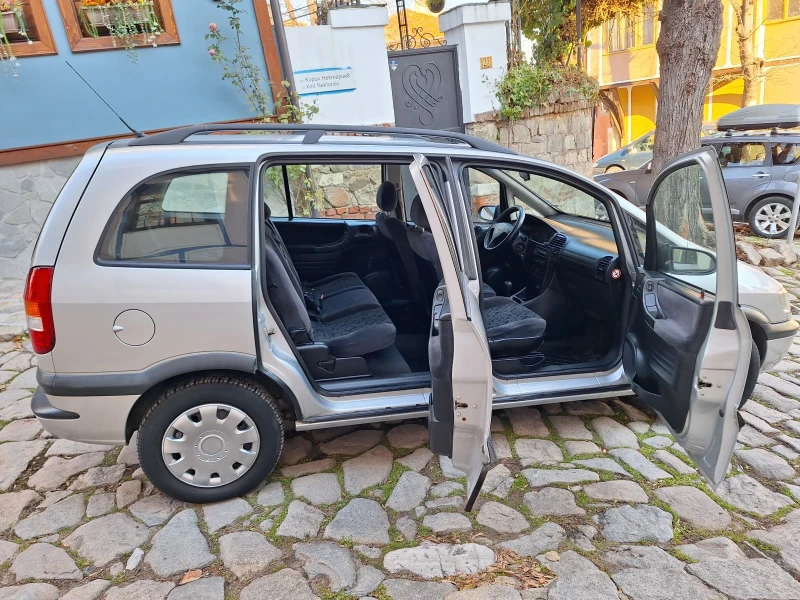 Opel Zafira 1.6 бензин 6+ 1, снимка 8 - Автомобили и джипове - 53154653