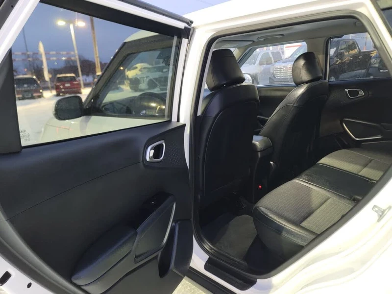 Kia Soul 2020 Kia Soul EX FWD* АвтоКредит* (ЦЕНА ДО БГ), снимка 8 - Автомобили и джипове - 53235399