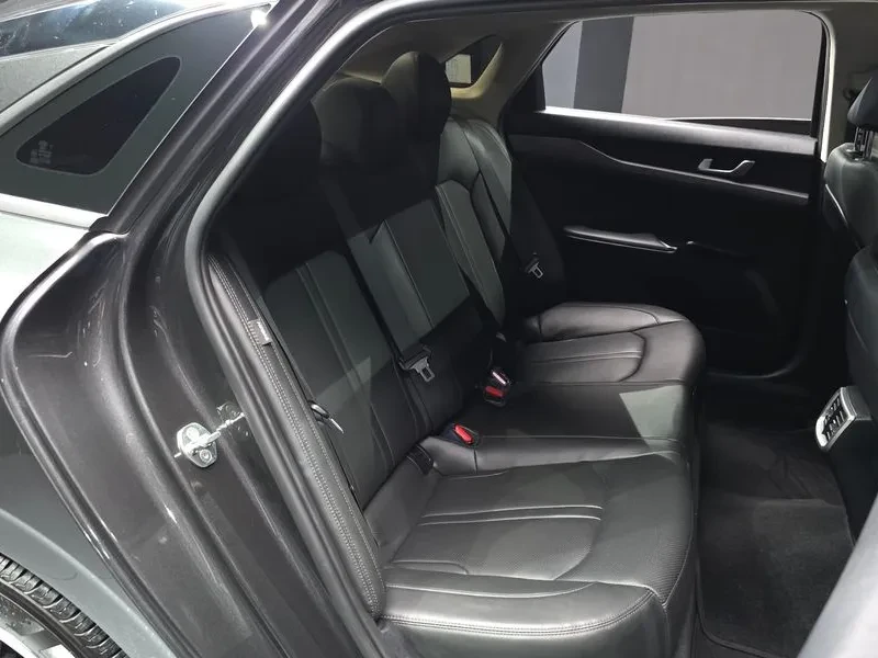 Kia K5 2.0 Prestige, снимка 11 - Автомобили и джипове - 56016220