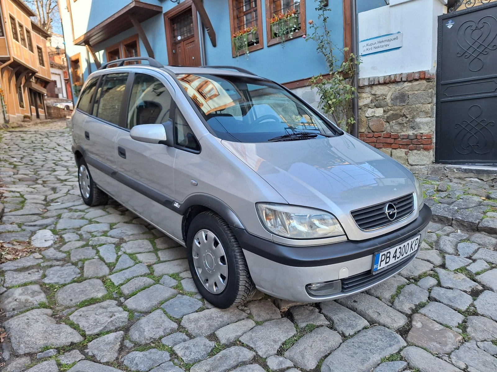 Opel Zafira 1.6 бензин 6+ 1, снимка 1