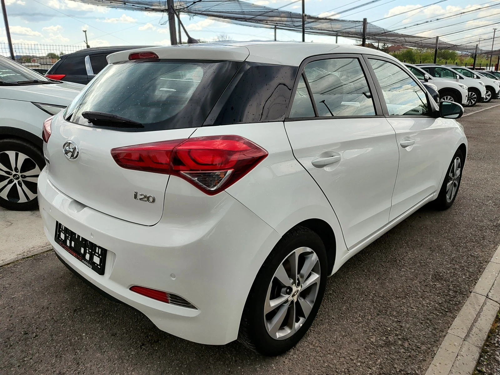 Hyundai I20 1.1crdi 6C.K Euro6B - изображение 4