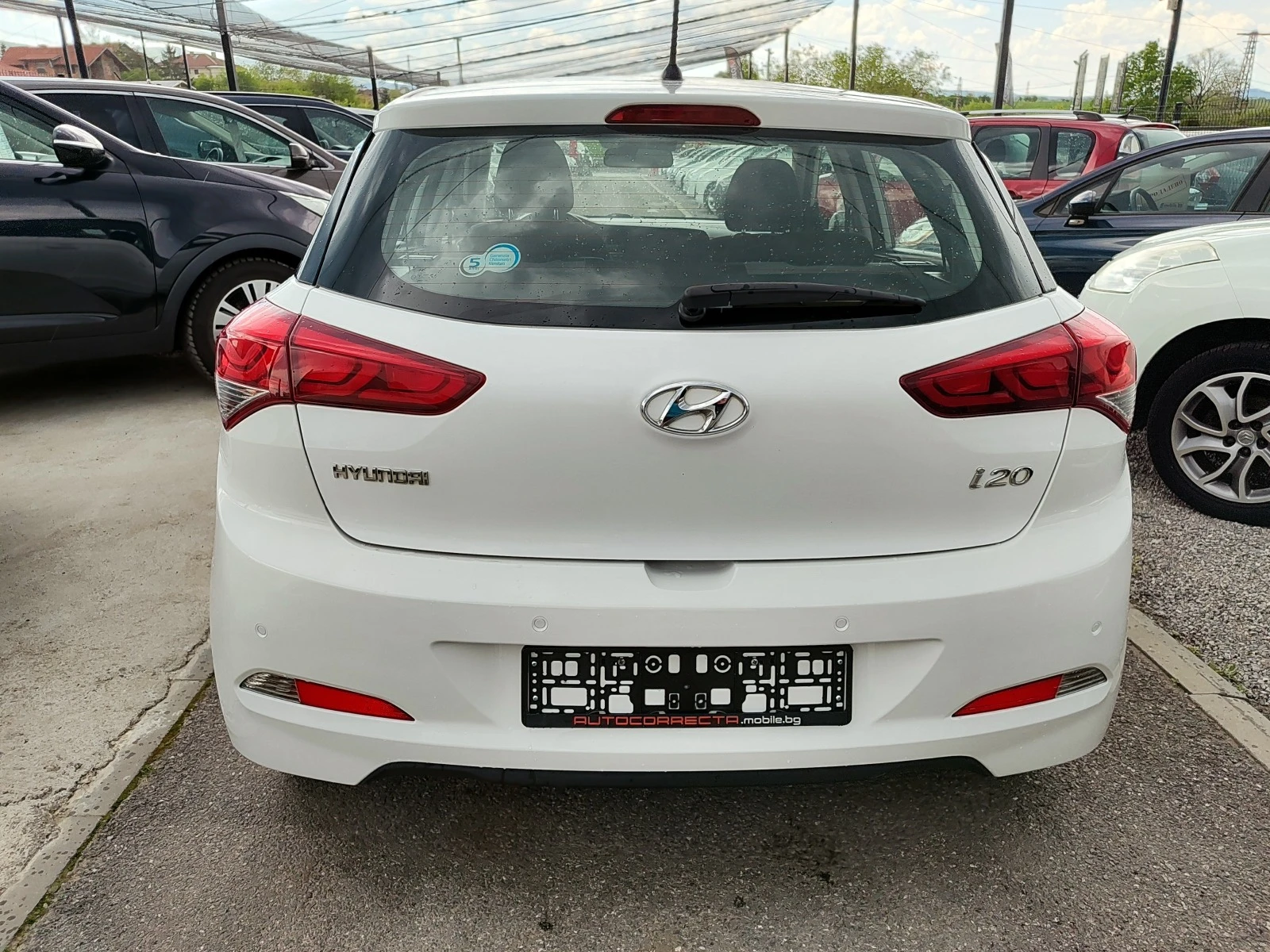 Hyundai I20 1.1crdi 6C.K Euro6B - изображение 5