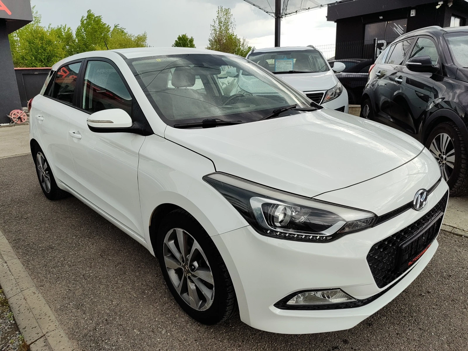 Hyundai I20 1.1crdi 6C.K Euro6B - изображение 3