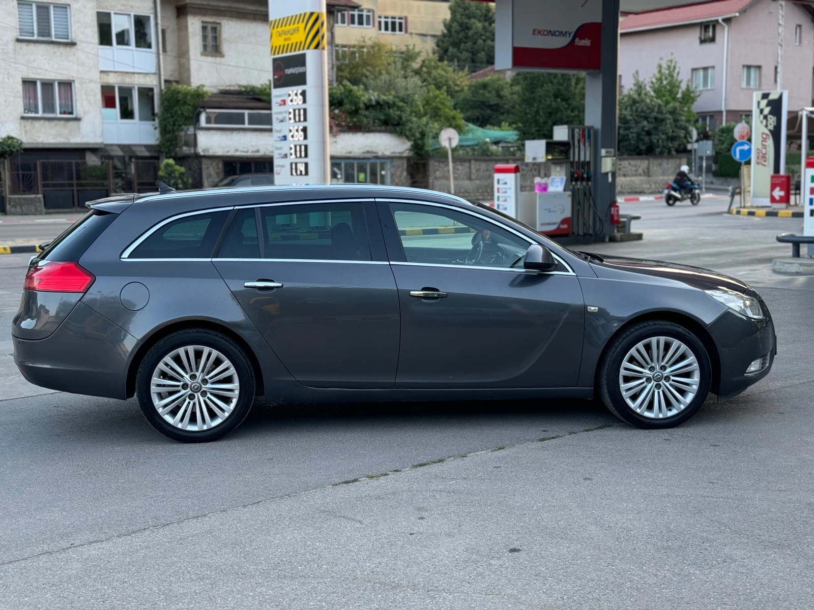 Opel Insignia 2.0CDTi Navi* Avtomatik - изображение 6