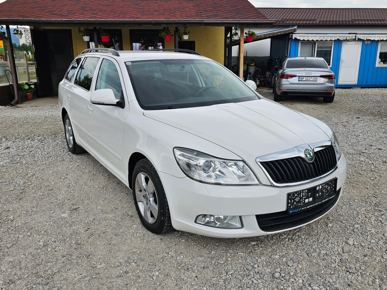 Skoda Octavia 1.2 КЛИМАТИК РЕАЛНИ КИЛОМЕТРИ - изображение 7