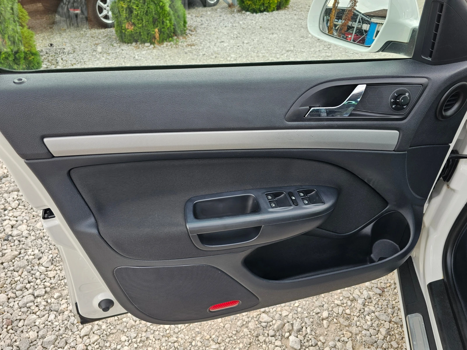 Skoda Octavia 1.2 КЛИМАТИК РЕАЛНИ КИЛОМЕТРИ | Mobile.bg — изображение 13