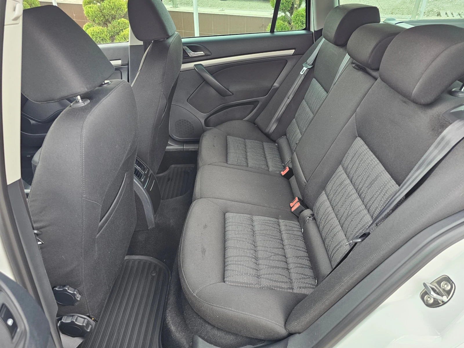 Skoda Octavia 1.2 КЛИМАТИК РЕАЛНИ КИЛОМЕТРИ | Mobile.bg — изображение 14