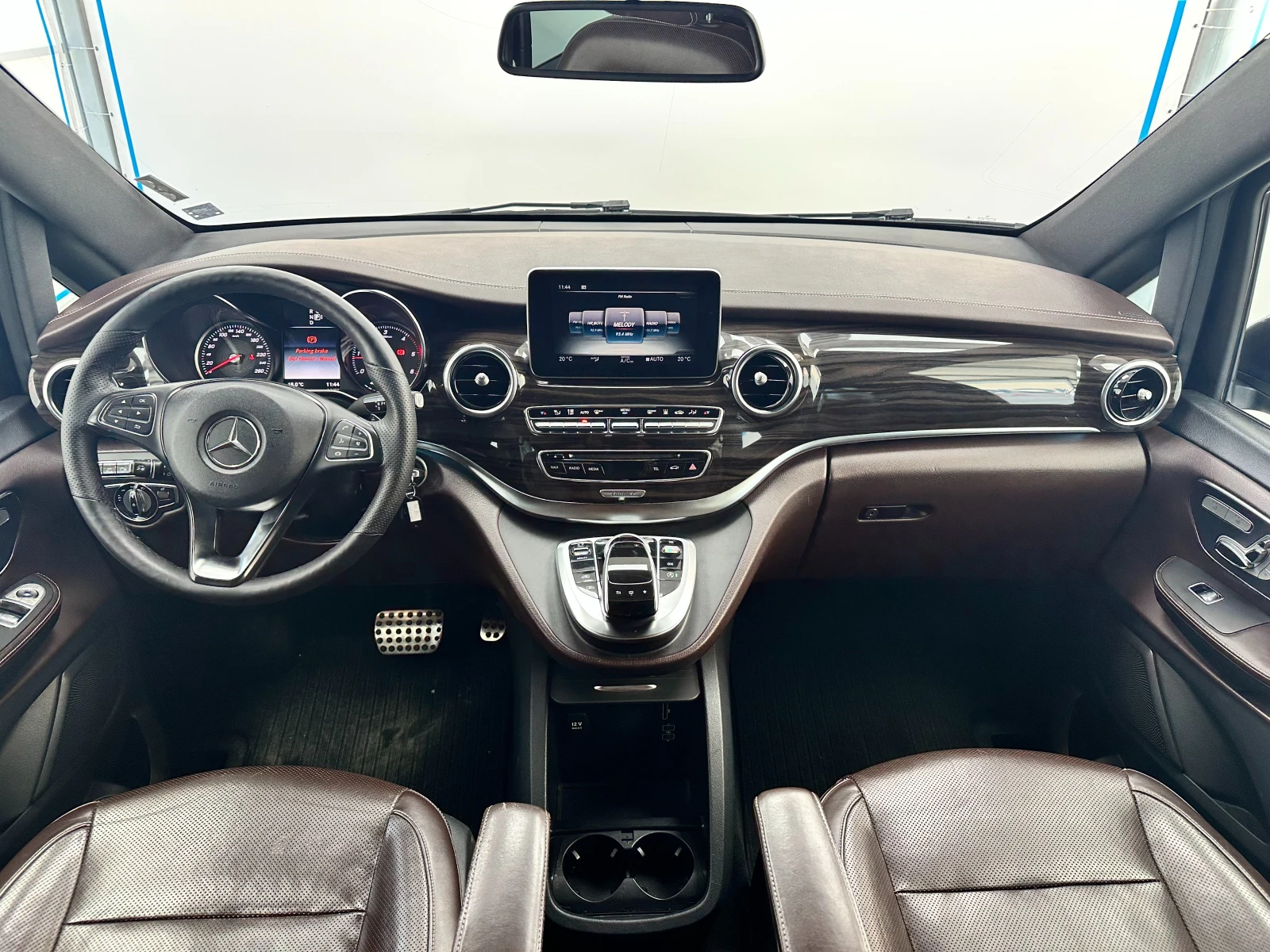 Mercedes-Benz V 300 V 250* Exclusive* 4Matic* Burmester First Class* 3 - изображение 5