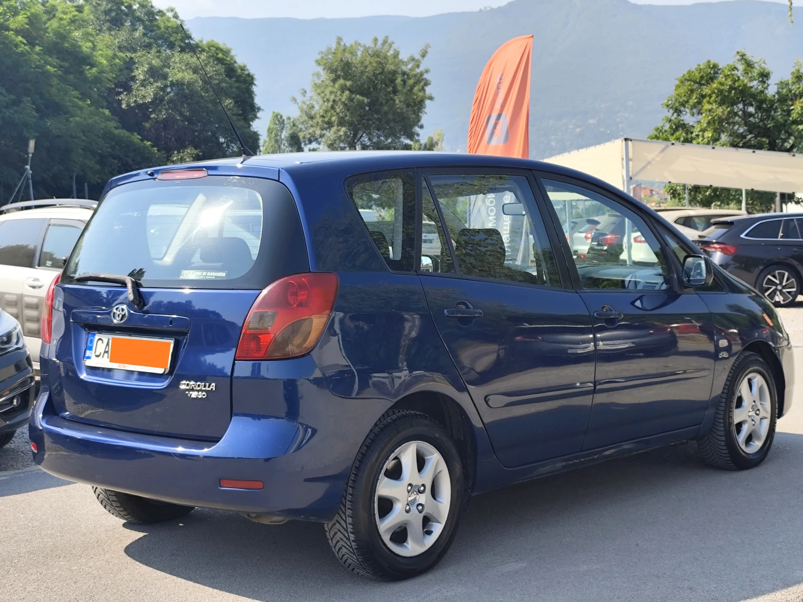 Toyota Corolla verso 2.0D-4D* KLIMATRONIK*  - изображение 4