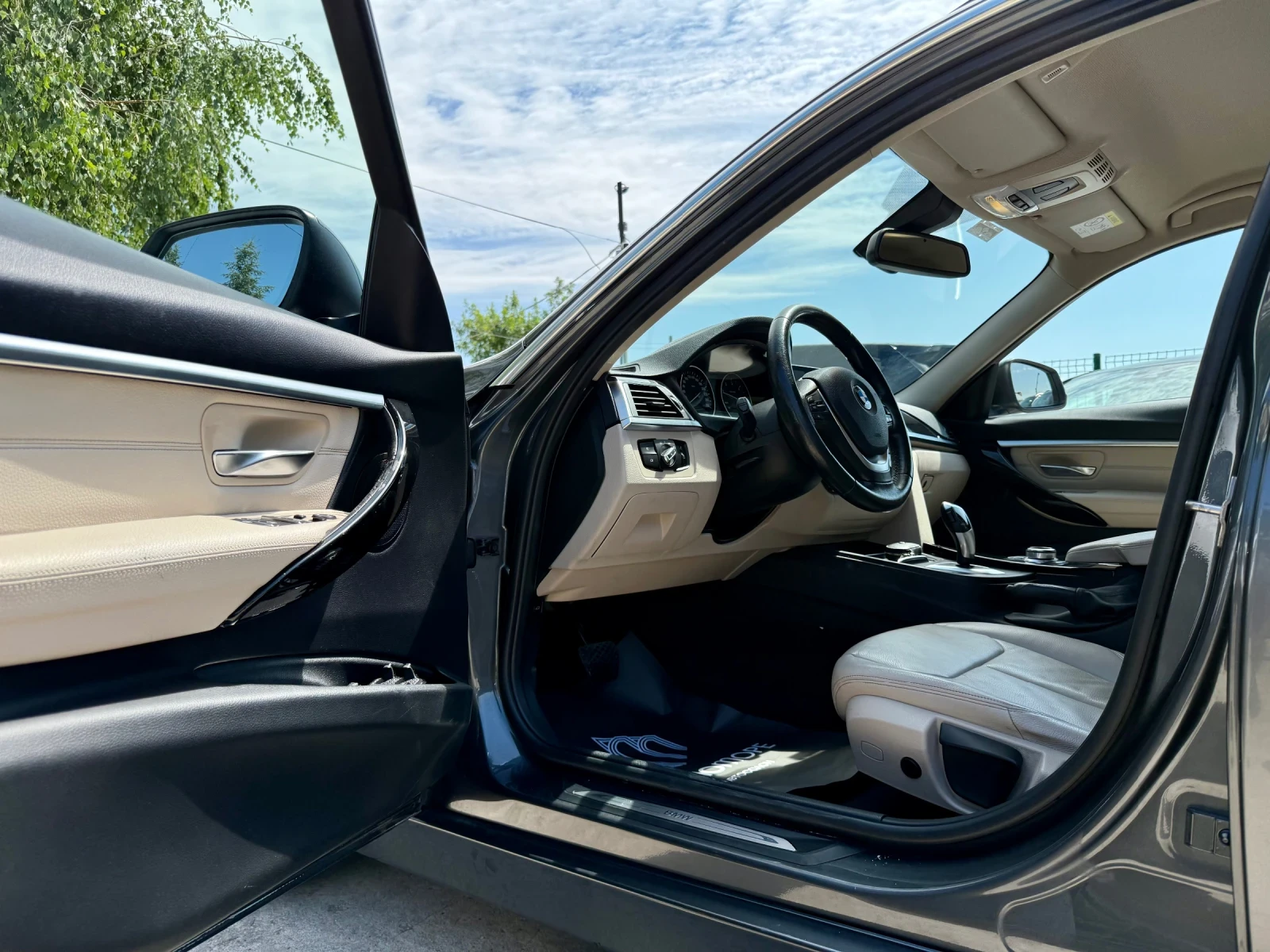 BMW 320 d AT8 Luxury Lune | Mobile.bg   11