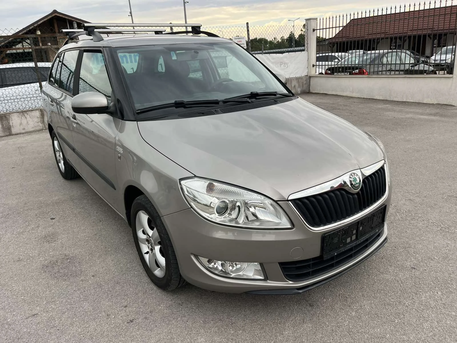 Skoda Fabia 1.6TDI 90кс COMMON RAIL EURO 5 КЛИМАТРОНИК  - изображение 3
