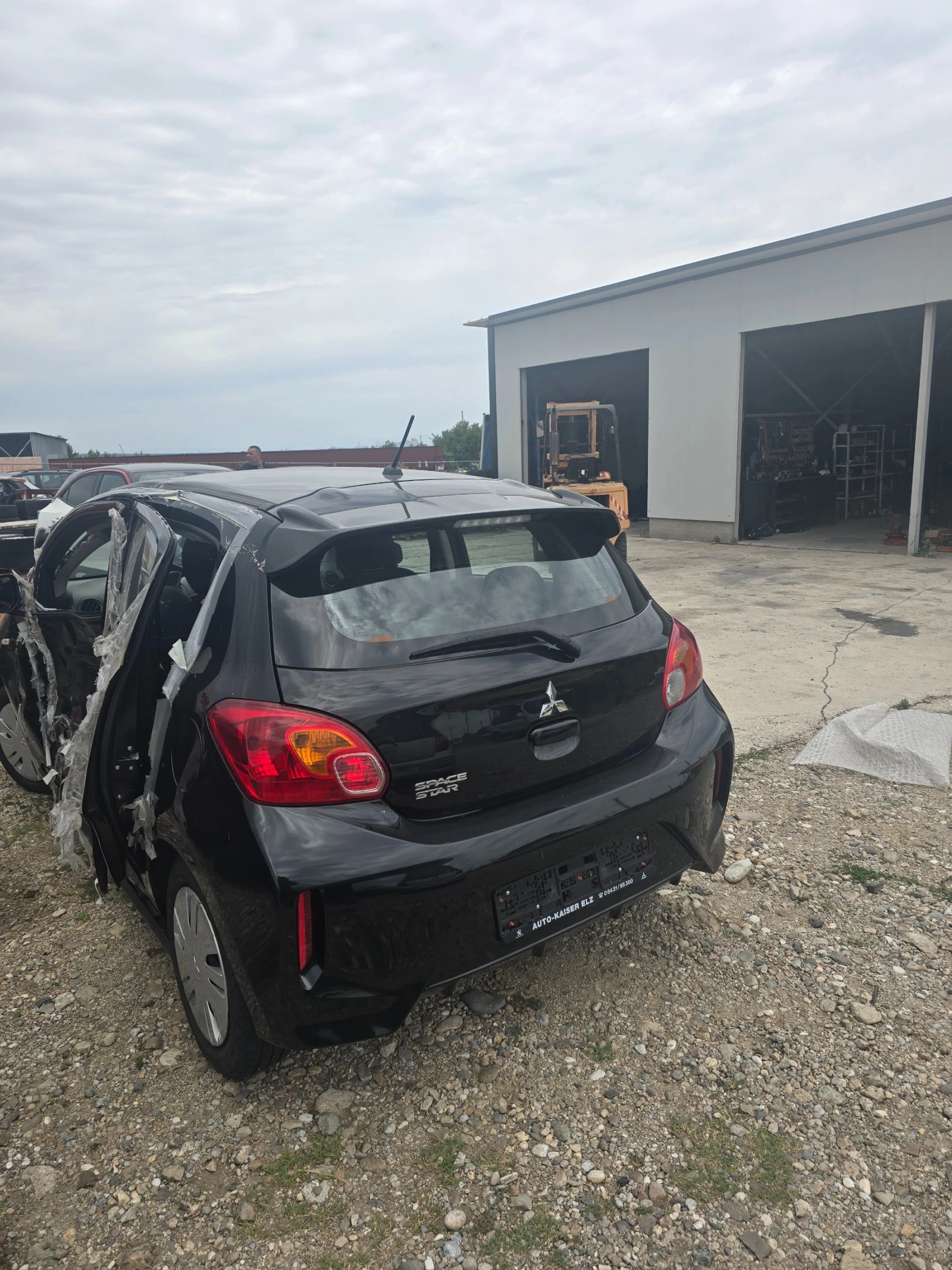 Mitsubishi Space star 1.0 - изображение 8