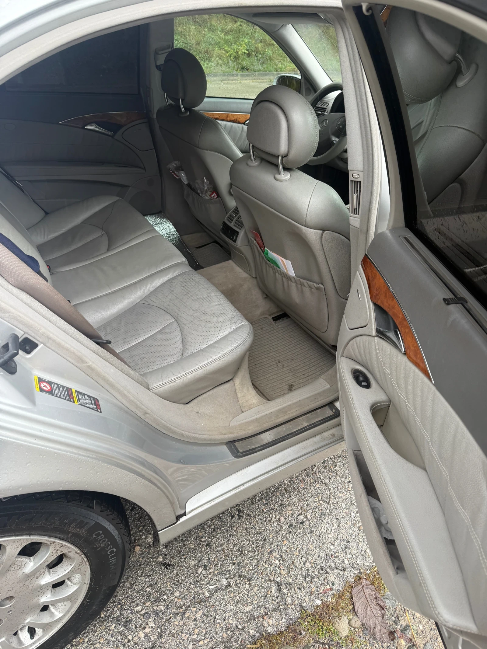 Mercedes-Benz E 320  - изображение 4