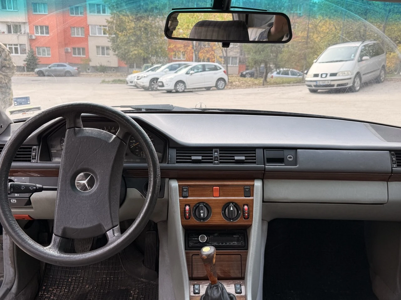 Mercedes-Benz 124 250 D | Mobile.bg — изображение 6