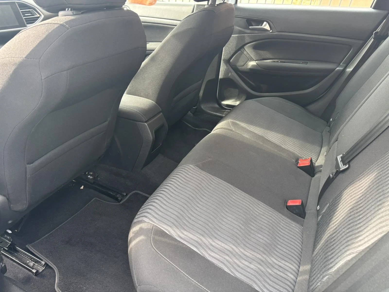 Peugeot 308   | Mobile.bg   8