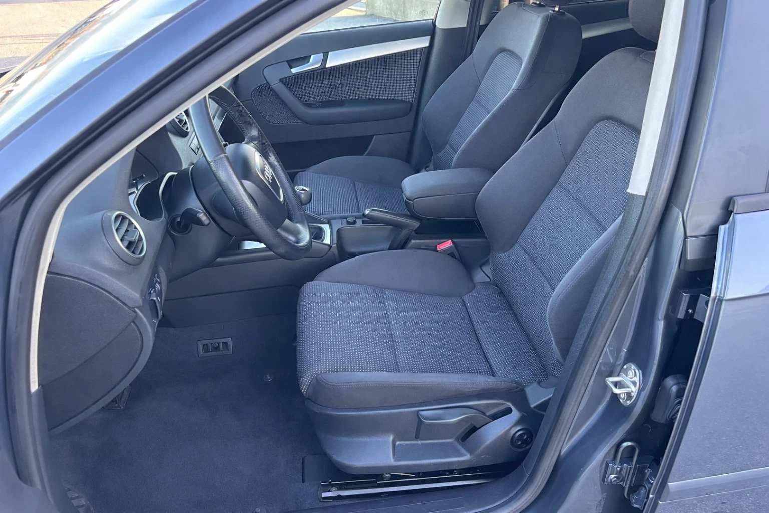 Audi A3 2.0 TDI Sportback, снимка 8 - Автомобили и джипове - 53819038