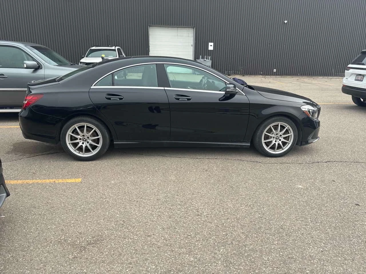 Mercedes-Benz CLA 250 4MATIC * ПОДГРЕВИ* ПАНОРАМА* КАМЕРА* , снимка 4 - Автомобили и джипове - 54094021