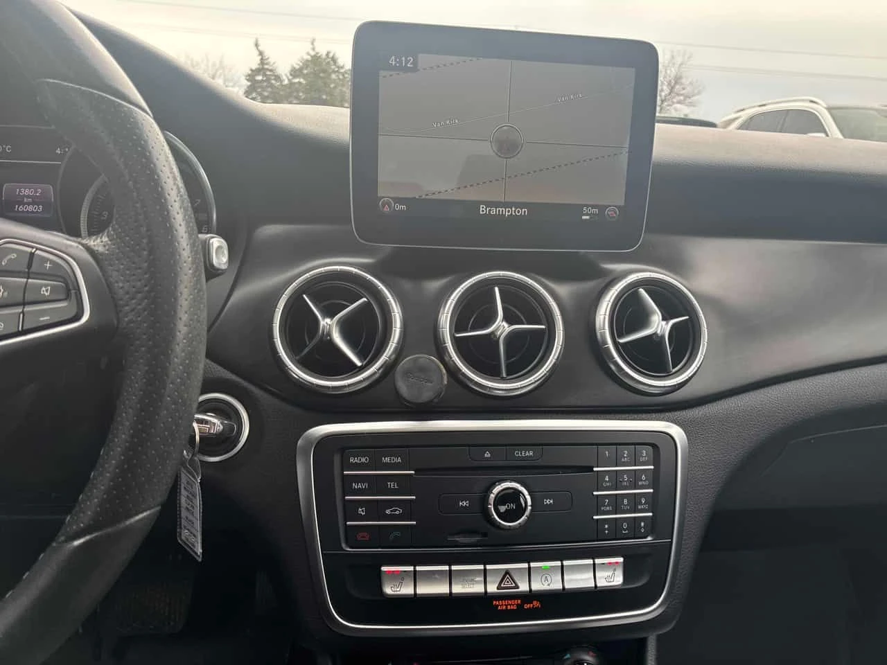 Mercedes-Benz CLA 250 4MATIC * ПОДГРЕВИ* ПАНОРАМА* КАМЕРА* , снимка 9 - Автомобили и джипове - 54094021