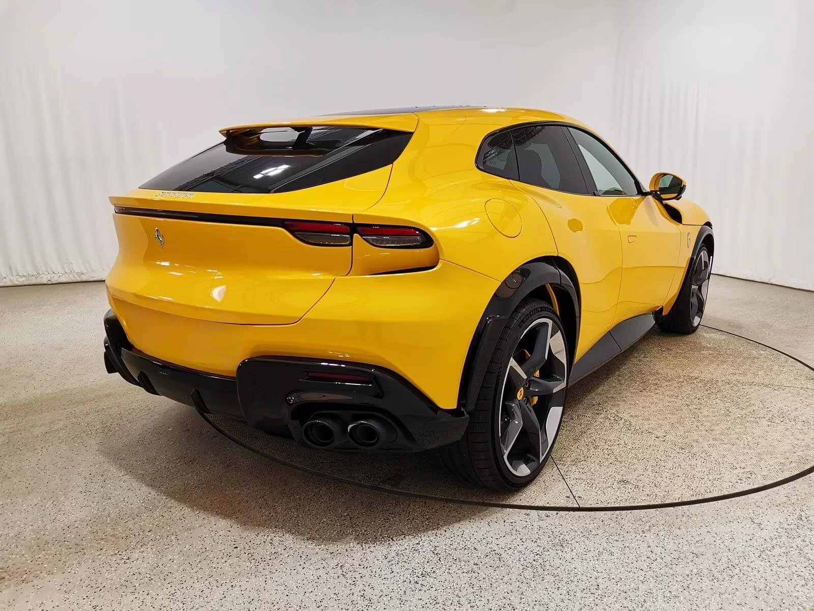 Ferrari Purosangue 6.5 V12/Lift/Камера 360/Massage/Matrix/, снимка 4 - Автомобили и джипове - 54101425