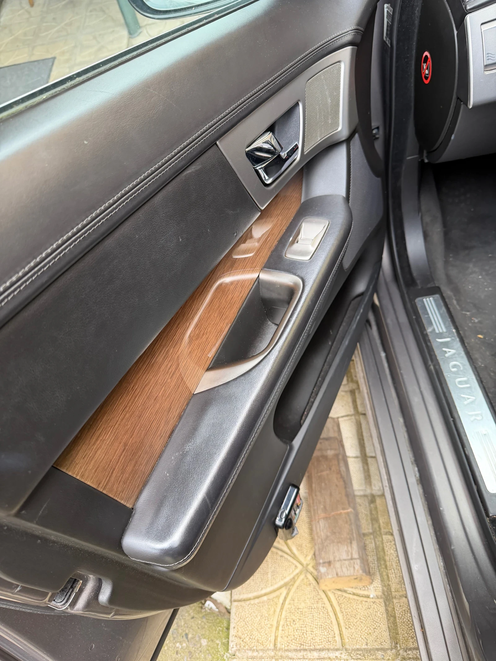 Jaguar Xf, снимка 7 - Автомобили и джипове - 54150520