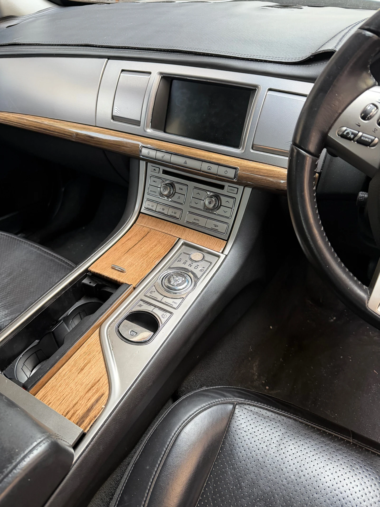 Jaguar Xf, снимка 10 - Автомобили и джипове - 54150520