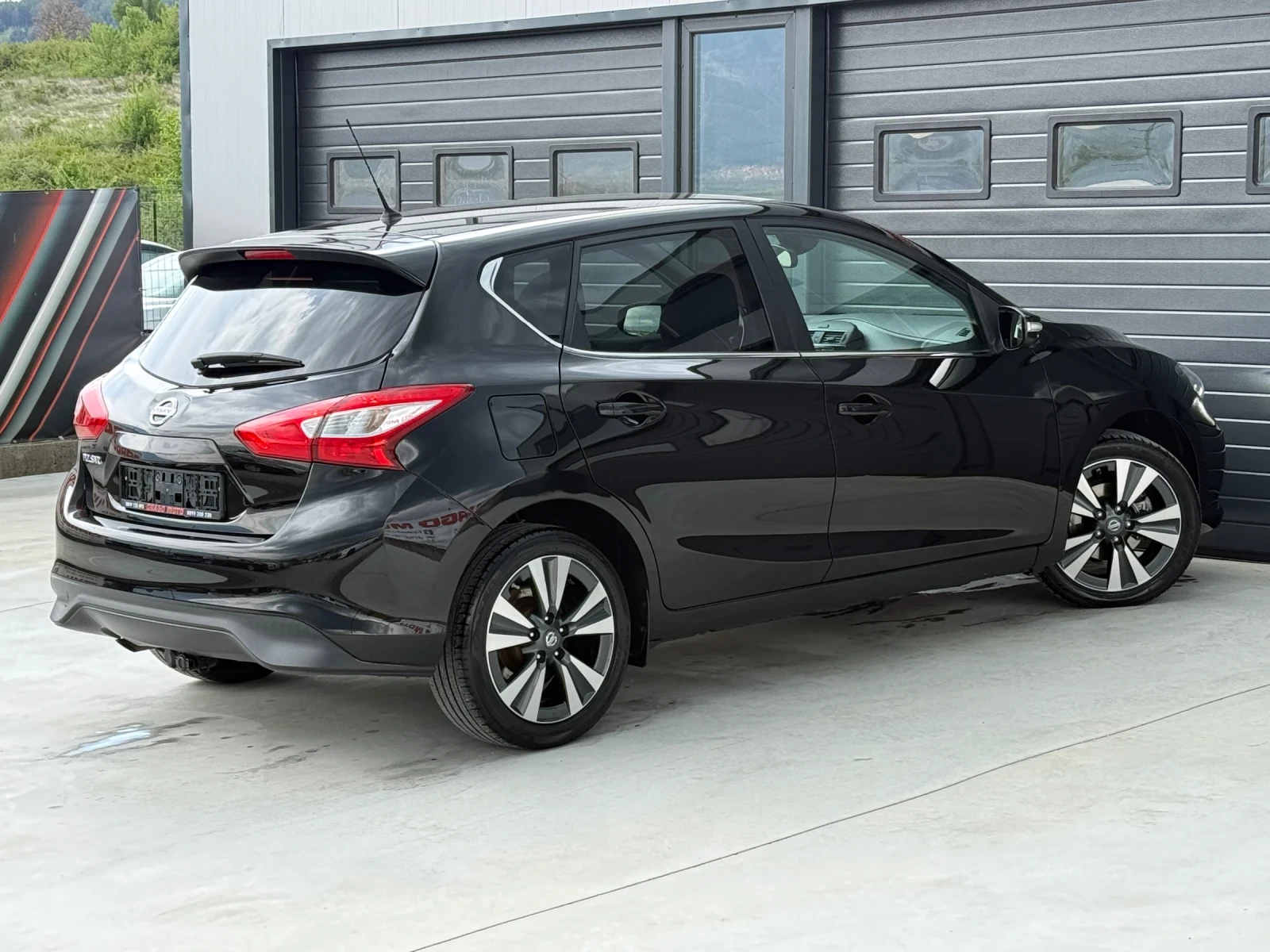 Nissan Pulsar 1.2TCe, Tekna+ Автоматик! * 96 000км* Service Book, снимка 6 - Автомобили и джипове - 54358021