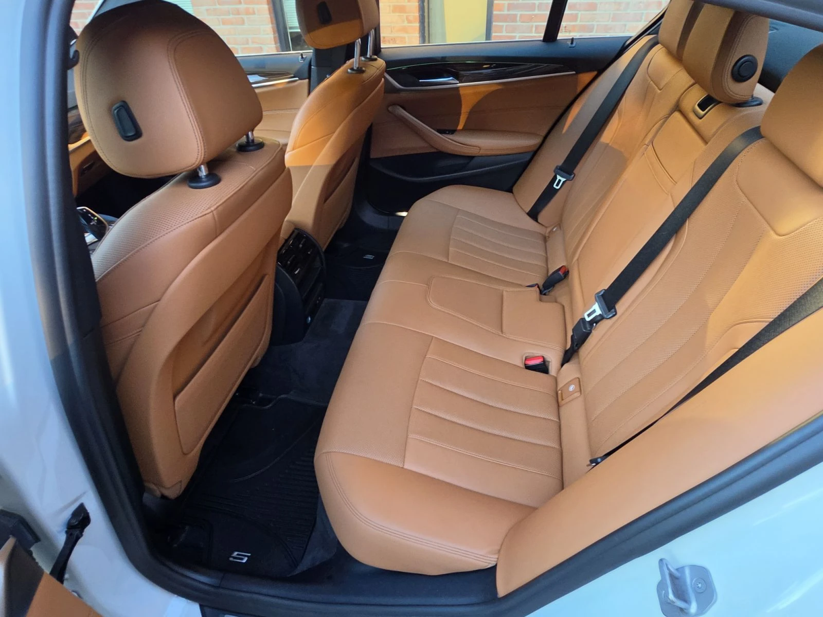 BMW 530 X DRIVE , снимка 14 - Автомобили и джипове - 55007816