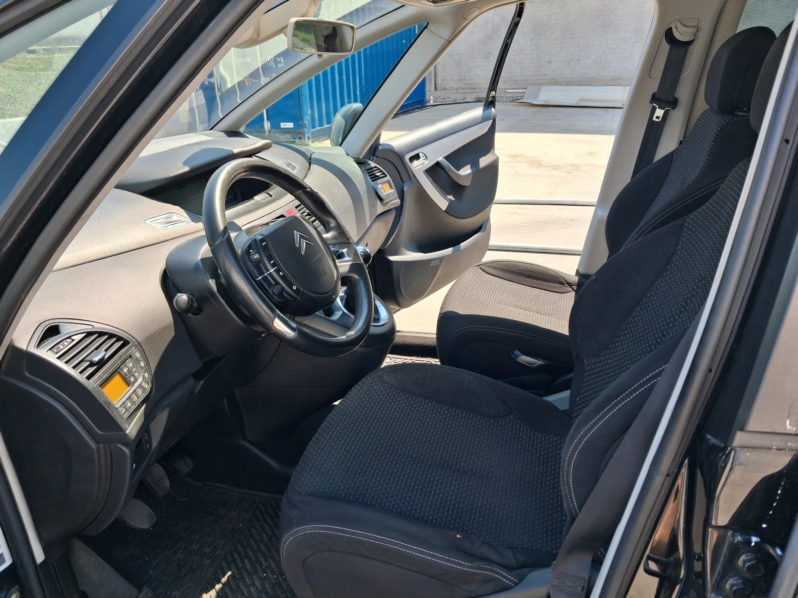Citroen C4 Picasso, снимка 9 - Автомобили и джипове - 55061898